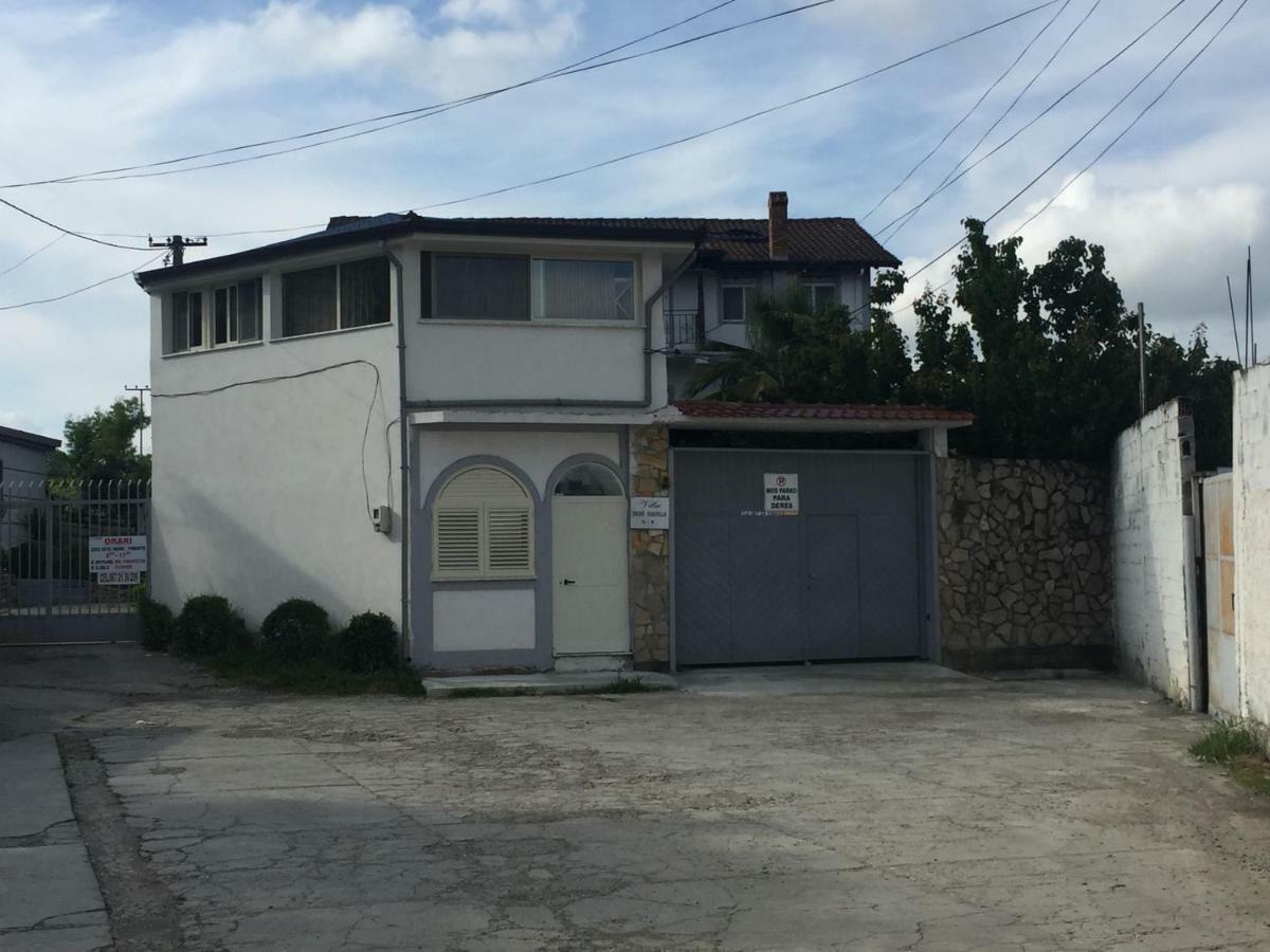 Villa Dede Nikolla Дуррес Экстерьер фото
